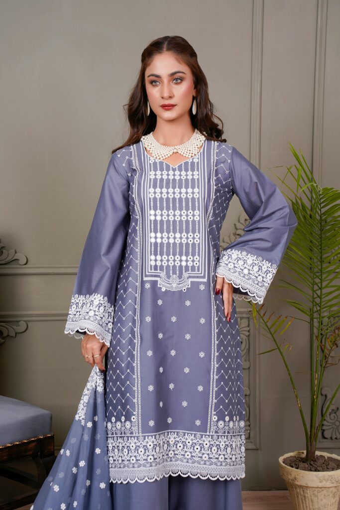 Women In Violet Kurti